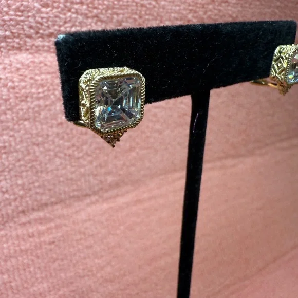 Judith Ripka Brand new 14kt Gold over Sterling Silver Square Stud Earrings - Picture 2 of 5
